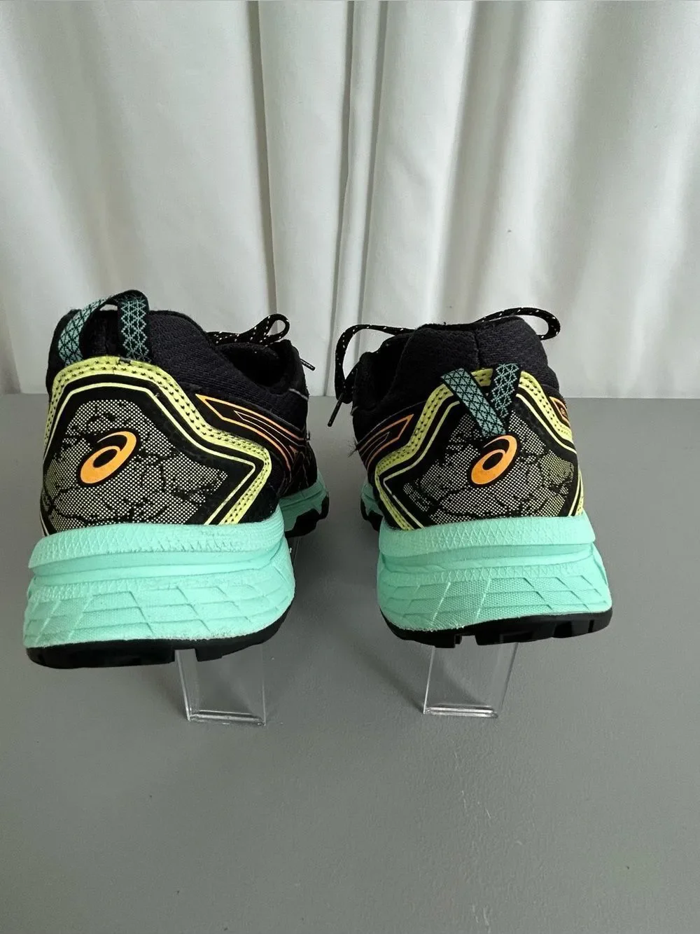 Asics pre owned